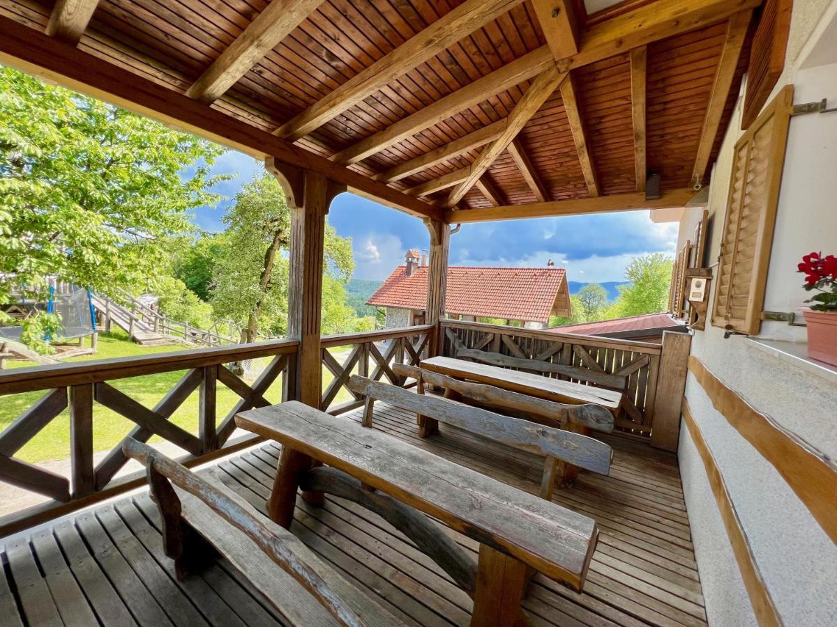 Guest House Domacija Krnc Hrib pri Hinjah Buitenkant foto