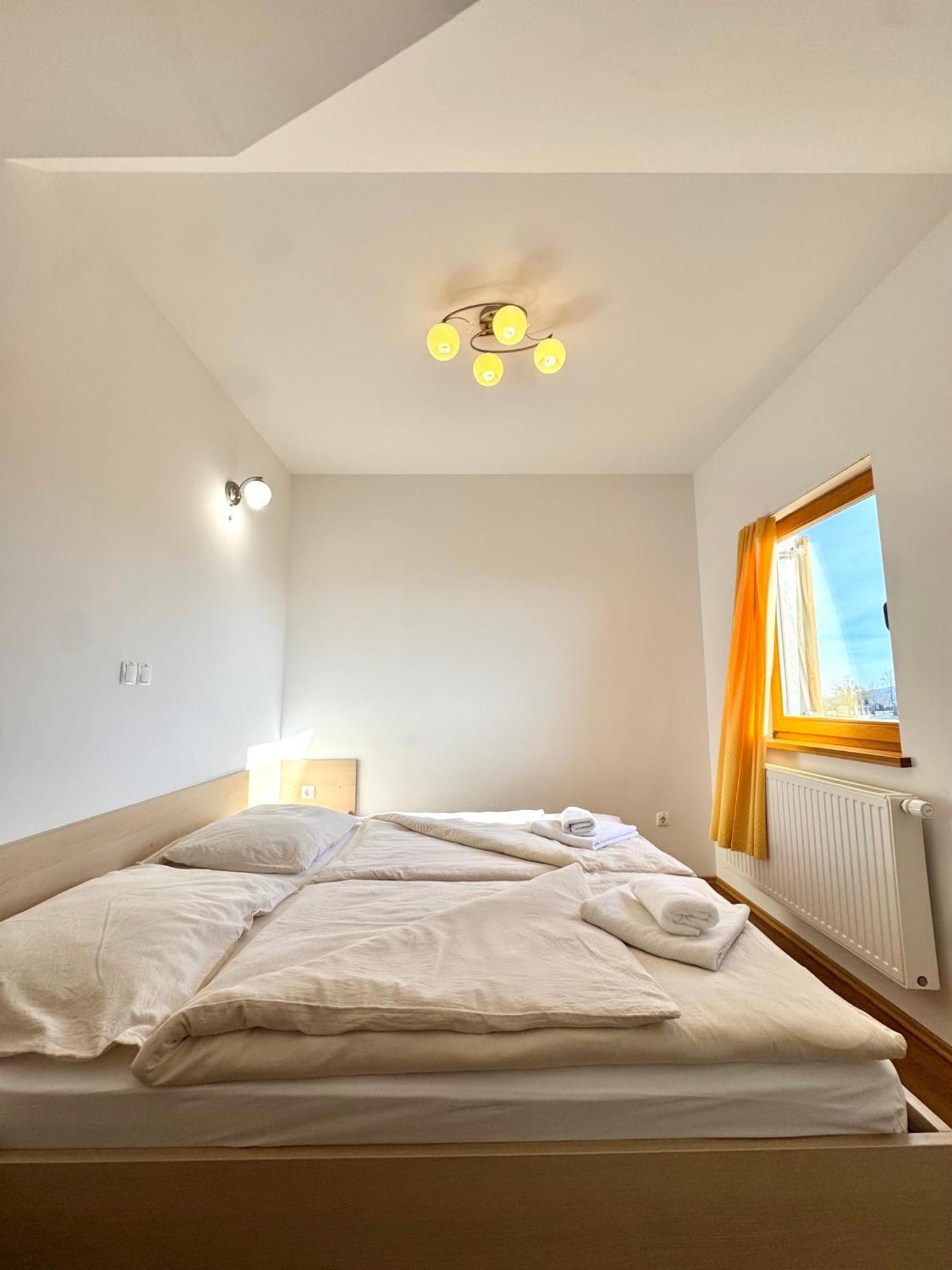 Guest House Domacija Krnc Hrib pri Hinjah Buitenkant foto